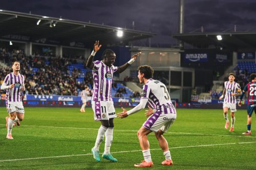 f3285a0d-dd8f-47f9-aae1-d37042c6919b-946