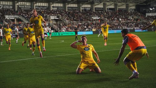 d4f64e1e-8571-49a8-9b97-a060601759a8-750