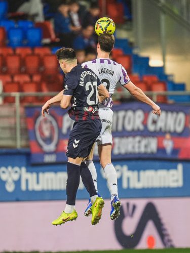 253d550a-e4cf-4a4d-9476-d8dc988f81e5-320