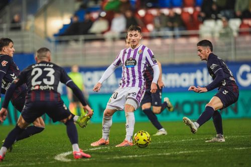 5c6e124f-47a6-44a7-bb16-206d63eeed7b-903