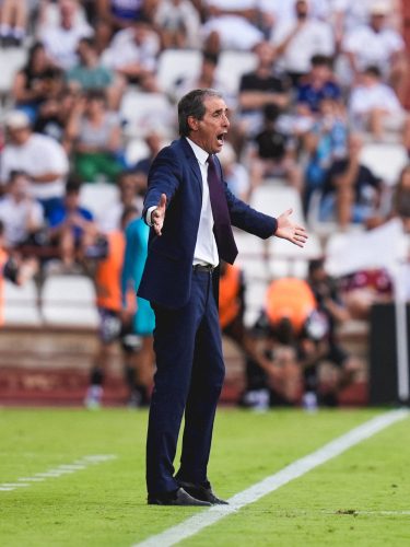 8beaaf8b-cd43-422b-b577-04c1f32b58f7-318