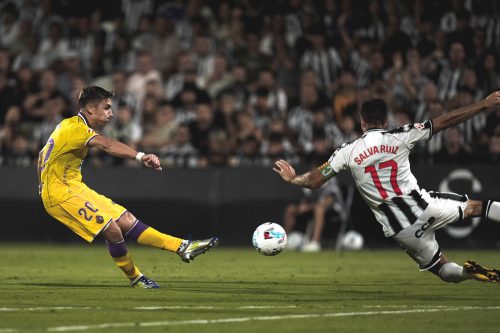 ad4afc42-66c2-43d8-b3ee-31a81dc082a5-902