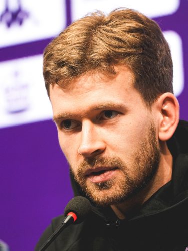 f81d0855-4148-46b6-be53-0507ca96e0e8-77